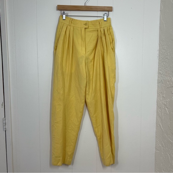 Escada Yellow Pleated Trousers Relaxed Fit - Picture 2 of 14
